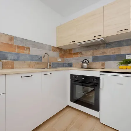 Atmospheric For 5 People In By Renters Warszawa